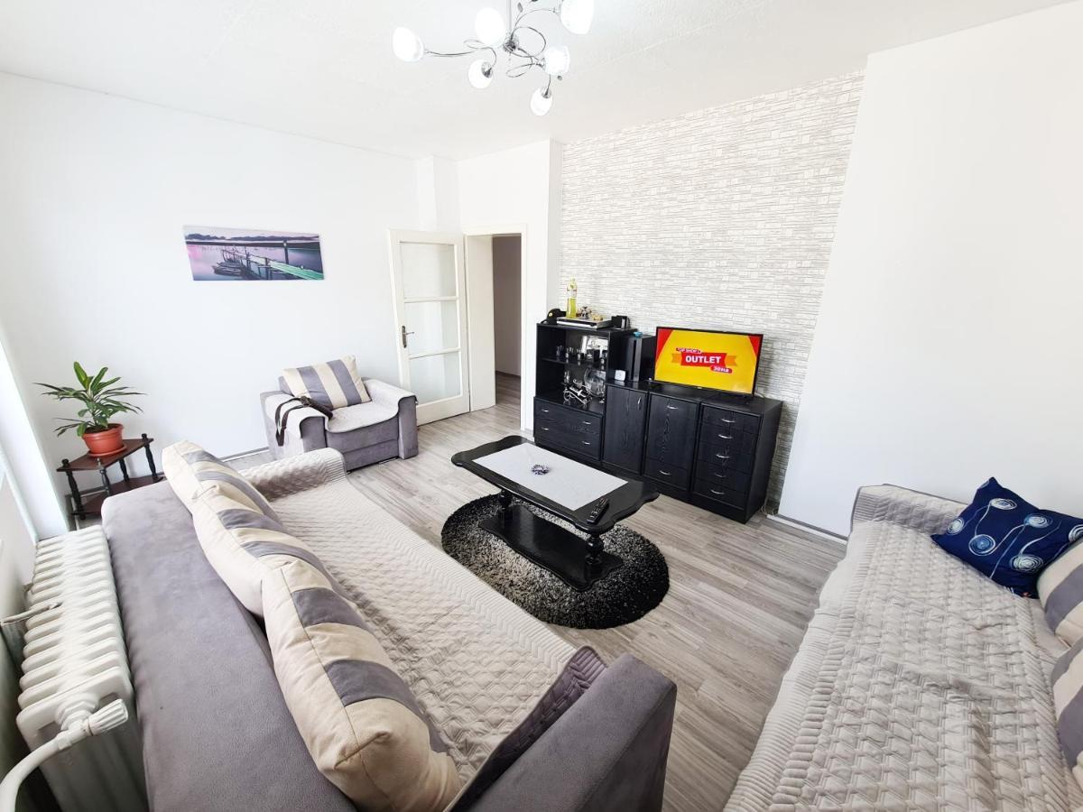 Calla 1 - Modern & Cozy Main Square Apartment In The City Shopping Center - Parking Slot With Parking Security Σκόπια Εξωτερικό φωτογραφία