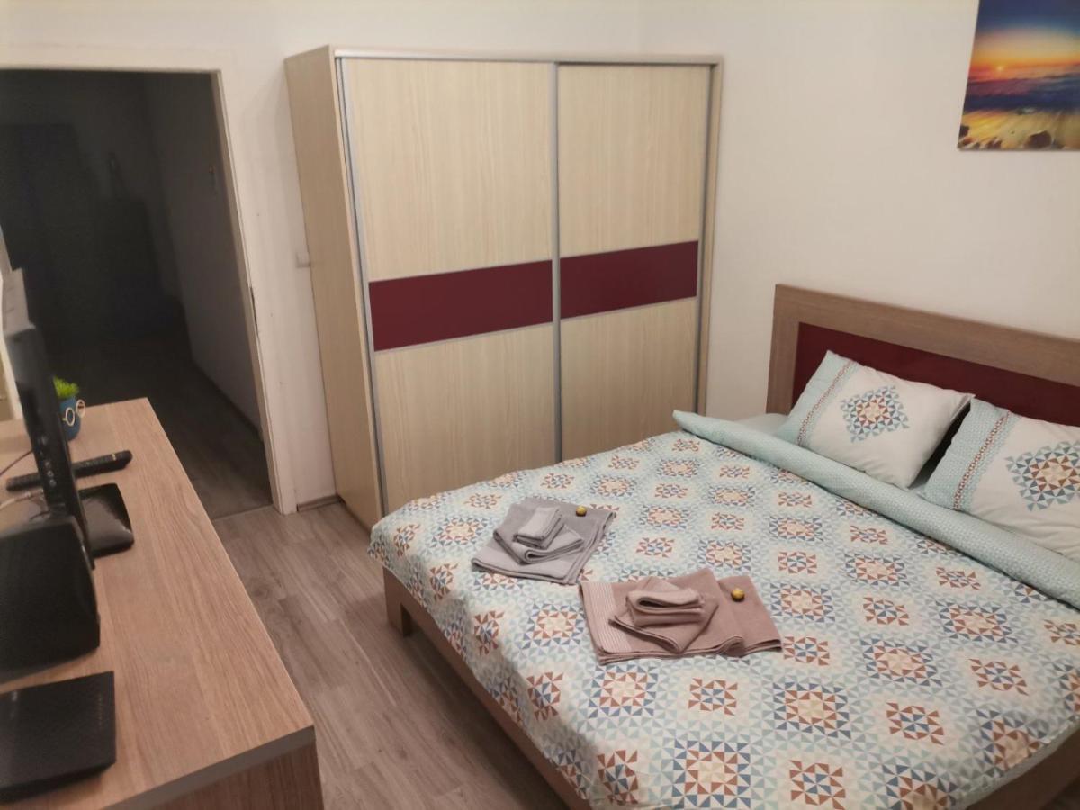 Calla 1 - Modern & Cozy Main Square Apartment In The City Shopping Center - Parking Slot With Parking Security Σκόπια Εξωτερικό φωτογραφία