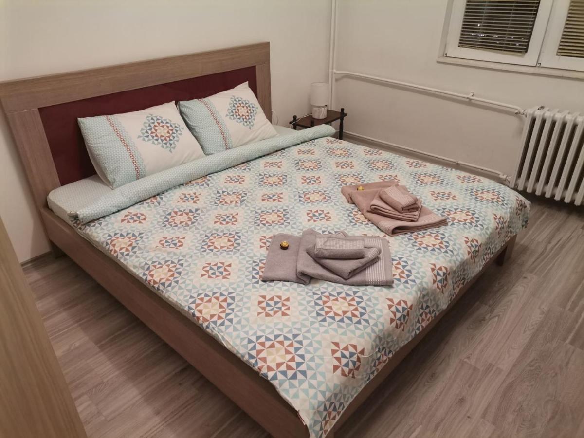 Calla 1 - Modern & Cozy Main Square Apartment In The City Shopping Center - Parking Slot With Parking Security Σκόπια Εξωτερικό φωτογραφία