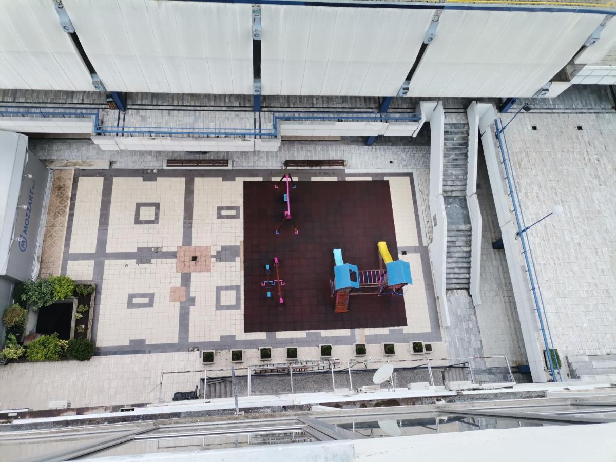 Calla 1 - Modern & Cozy Main Square Apartment In The City Shopping Center - Parking Slot With Parking Security Σκόπια Εξωτερικό φωτογραφία