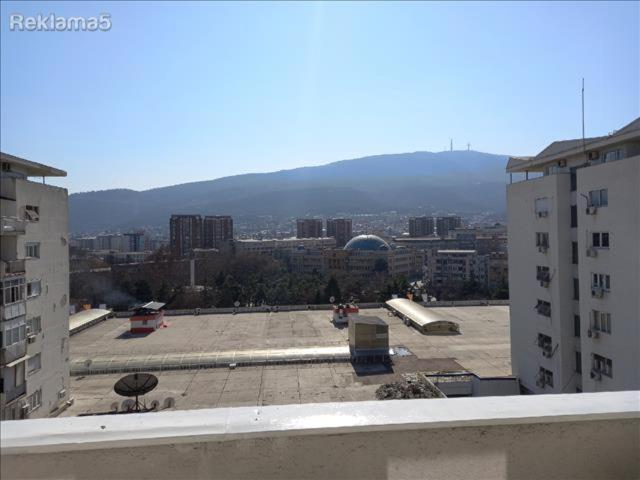 Calla 1 - Modern & Cozy Main Square Apartment In The City Shopping Center - Parking Slot With Parking Security Σκόπια Εξωτερικό φωτογραφία